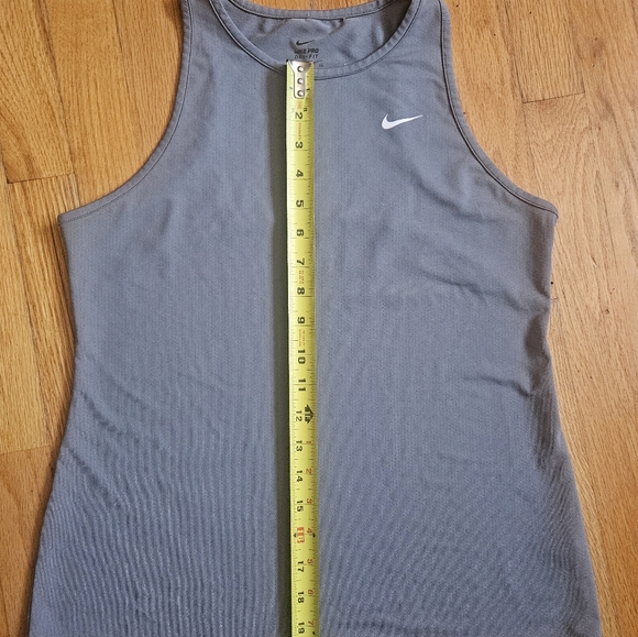 Nike Grey Fitted Tank Top Size Youth XL - Picture 2 of 12